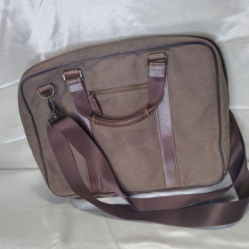 1905 The New Tradition JoS A Bank Briefcase Brown